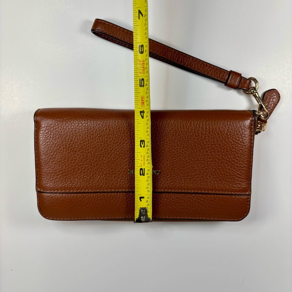 COACH Accordion Zip Wallet With Wristlet Strap‎ In Leather Brown - Picture 5 of 9